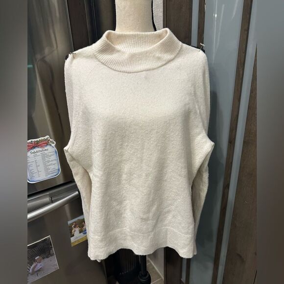 Althea Cream Sweater - Picture 1 of 5